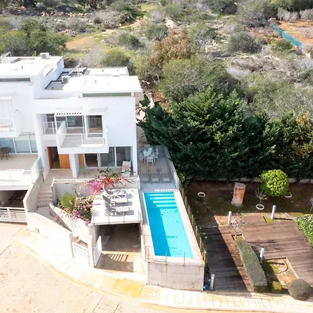 Private Hill With Pool Villa